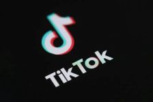 TikTok创作者向粉丝发布告别视频