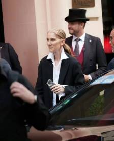 席琳·迪翁抵达巴黎，受到热烈欢迎，能否出席奥运会演出还未知