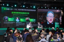 “AI教父”杰弗里·辛顿：警惕AI形成自我生存意识！