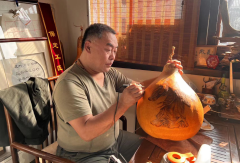 葫芦烙画传承人宋兆峰