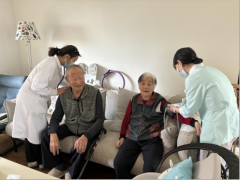 武汉经开区奥林社区：车谷慈善暖民心，医社联动送健康