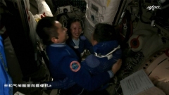Shenzhou N., due astronauti usciti dal modulo completano con grande successo le missioni prestabilite