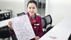 Chongqing, mappa ferroviaria dipinta a mano da una ragazza