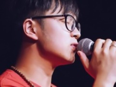 「歌で学ぶ楽しい中国語」：《时间轴(タイムアクシス)》