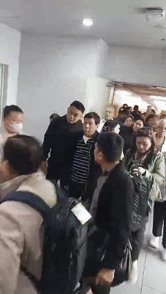 杜特爾特在馬尼拉被捕,，下機(jī)前說“最好殺了我”，或被秘密帶出國