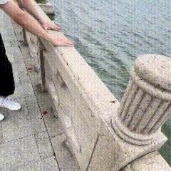 当地回应阳澄湖上一桥面护栏晃动