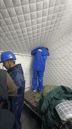 吉隆口岸方向发现堰塞湖 救援难度增大
