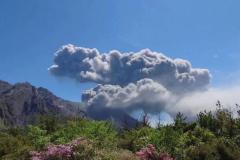 日本火山喷发现场