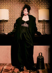 宋茜穿黑色蕾丝胸衣好性感 All Black造型又美又飒