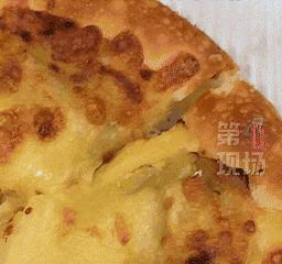 女子点外卖还没吃老鼠从外卖中爬出