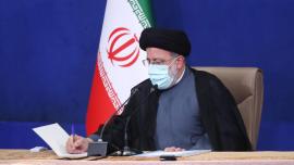 دستور رییس جمهور ایران برای رسیدگی فوری به سانحه ریزش ساختمان در آبادان