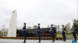 گرامیداشت یاد و خاطره قهرمانان ملی چین در «روز شهید»