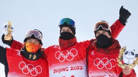 Atleta chino Su Yiming gana histórica medalla de plata y canadiense Max Parrot obtiene oro en slopestyle de snowboard en Beijing 2022