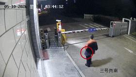 男子一年“加班”150余次 老板报警 频繁“加班”实为盗窃