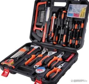 这位美国机械师被中国赠品整红温 意外的诚意