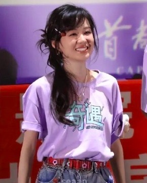 郑合惠子31岁状态 被赞“甜度拉满”