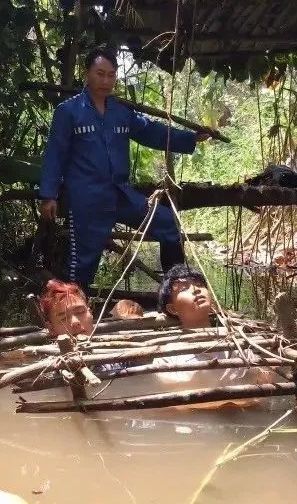从缅甸逃回男子自述水牢满地是血 缠满绷带还被打