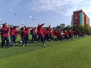 直击成长痛点，竹溪一中以融合课程破解高中生心理调适与职业生涯规划难题