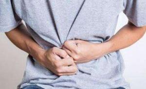 急性肠胃炎的症状有哪些 引起急性肠胃炎的病因