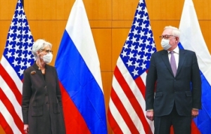 俄美高官闭门会谈，外媒：冷战以来最关键的一天