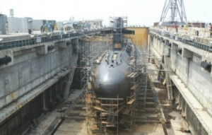 台首度承认自造潜艇困难，网友吐槽：“为了贪污”