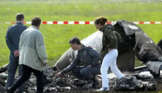 德国两名特技飞行员撞机身亡，事件原因还在调查中
