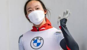 女子钢架雪车11日开赛，中国代表团旗手赵丹迎首秀