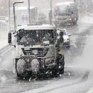 新华全媒+丨他们迎风冒雪！保障冬奥保障民生