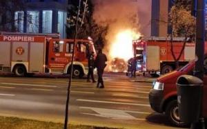 俄驻罗马尼亚大使馆遭汽车撞击 驾驶员死亡