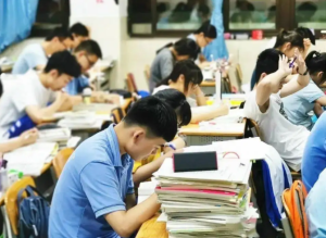 北京：中考生考前14天须进行健康状况监测