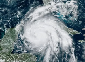 飓风“伊恩”过境古巴 造成至少2人死亡