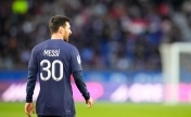巴黎球迷集体辱骂梅西 多家法国媒体认为，梅西已经没有可能在今夏后继续留在巴黎