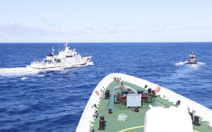 菲律宾船只非法闯入 中国海警依法驱离