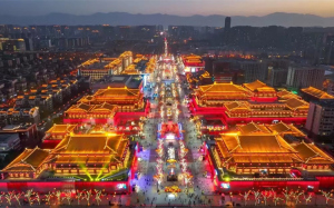 花灯烟火间 在西安共享一个“最中国”的年