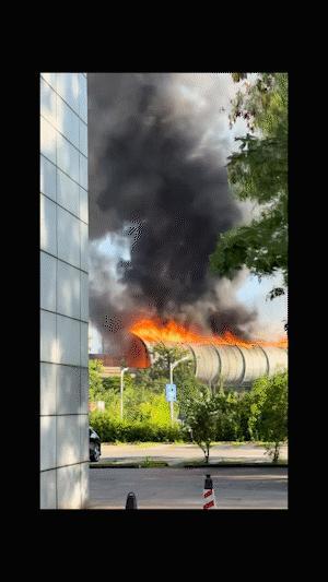 深圳南坪快速火災(zāi)原因確認(rèn) 官方通報(bào) 現(xiàn)場(chǎng)救援正在進(jìn)行