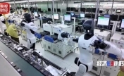 迈入工作一线，人形机器人成“明星员工”