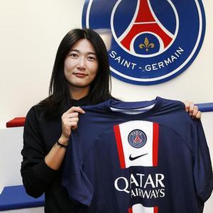 中国女足国脚杨莉娜租借加盟巴黎圣日耳曼女足