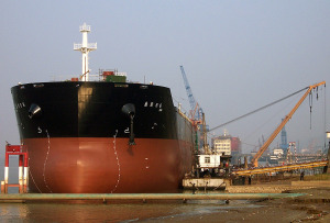 Çin’de gemi inşa sanayisi hızla toparlanıyor