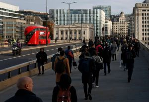 İngiltere, yabancı öğrencilere vize kısıtlaması getirmeyi düşünüyor