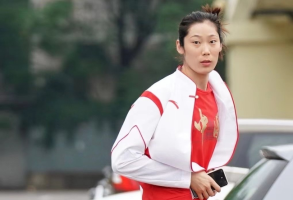 中国体育代表团相继发兵东京 出征大合照刷爆全网