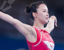 包揽金银！朱雪莹、刘灵玲分获女子蹦床冠亚军