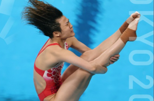 跳水女子3米板施廷懋夺金 王涵获银