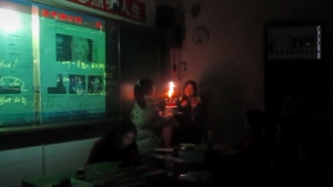 暖流 | 毕业班学生假装吵架为老师庆生