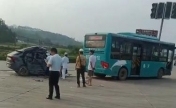 广西鹿寨县发生一起交通事故 造成3人死亡