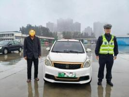 媒體評76歲老人交通違法被記819分 無證駕駛隱患大