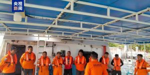 印尼巴布亚省一艘快艇沉没 3人获救18人失踪