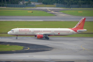 印航一飞行员“酒驾”未遂 加拿大政府要求查改