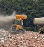 广东台记者怒批广州拆迁乱象！