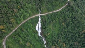 西藏道路建设成果突出