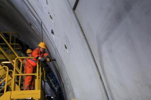 深江1号盾构机掘进破4000米 海底高铁建设提速